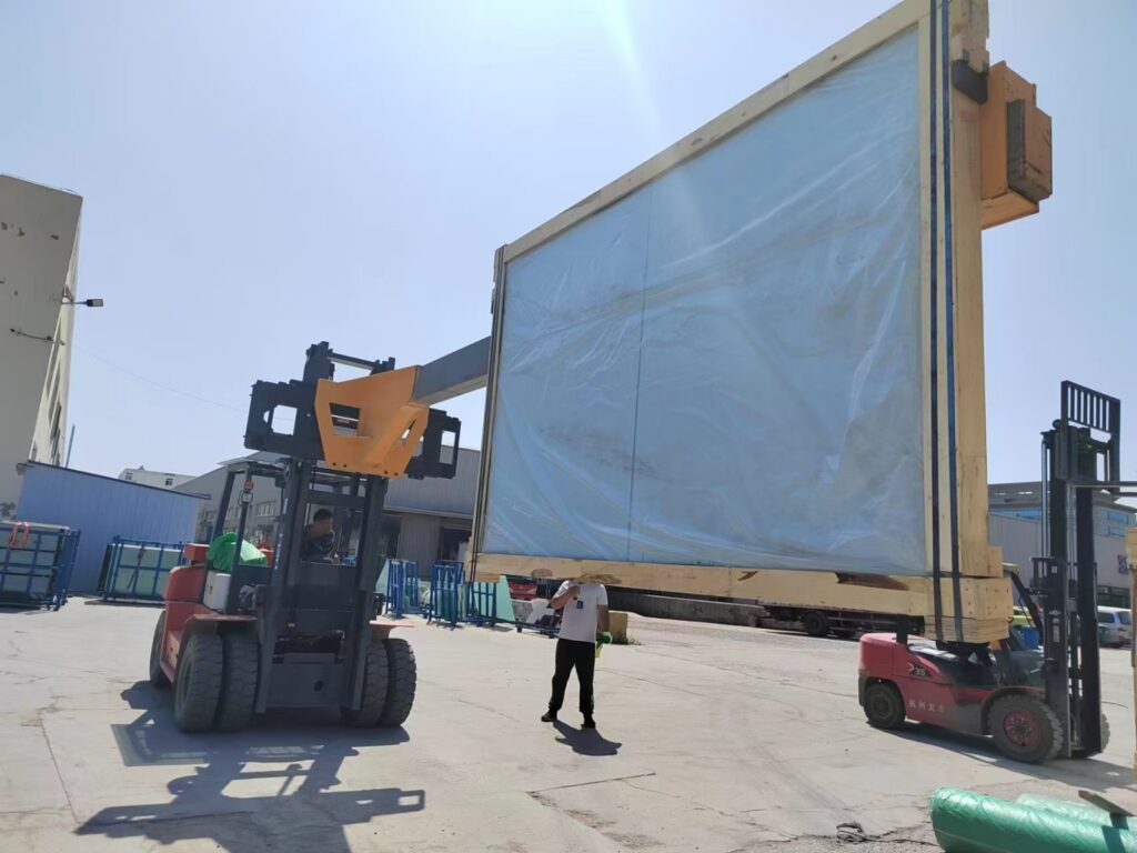 زجاج ملعب البادل