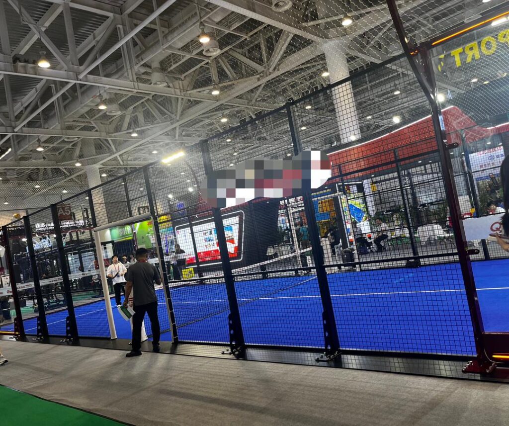 mobile padel court
